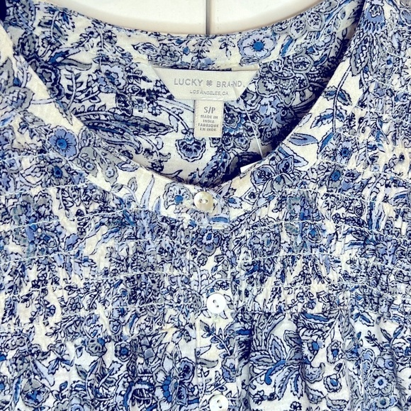 BAG032. Lucky Brand Mixed Media Top Small - Picture 4 of 4